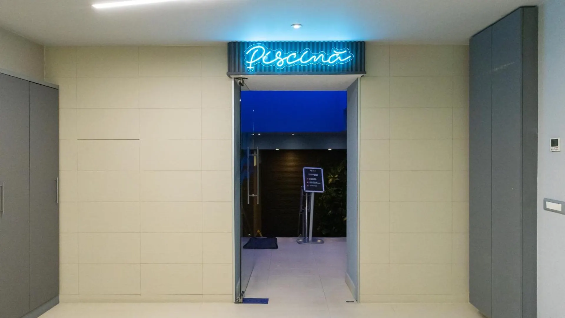 Apartment Blue Studio Rin Free Parking Bucharest Romania